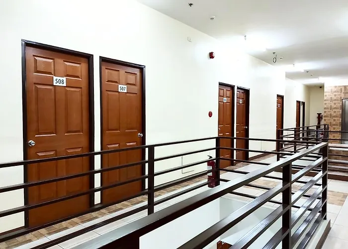 Hotel Airobedz - A Value 2*